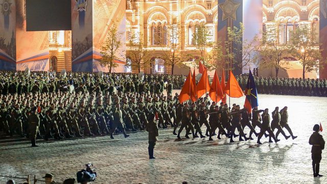 Ночная репетиция парад победы